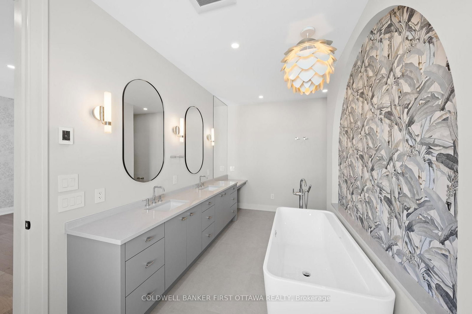 93 LOTTA Avenue • Ottawa, ON photo 31