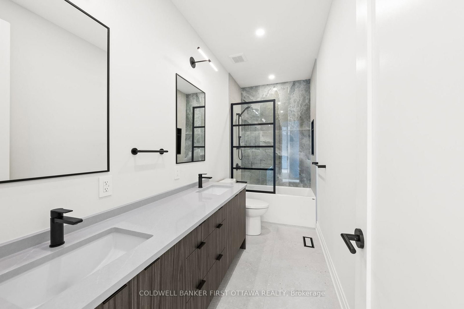 93 LOTTA Avenue • Ottawa, ON photo 38