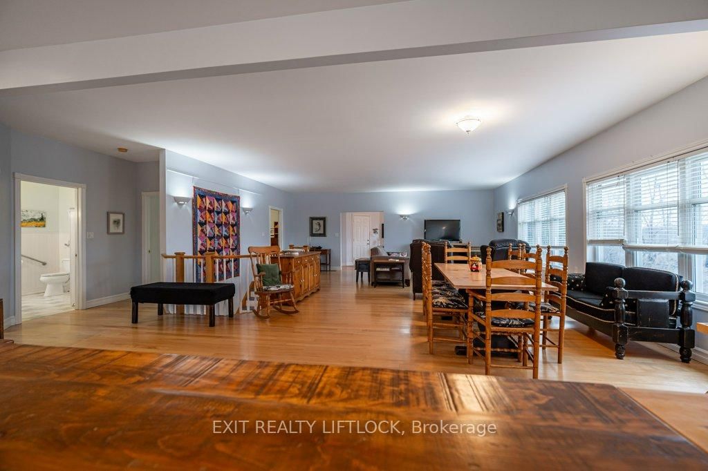 57 E King Street • Kawartha Lakes, ON photo 18