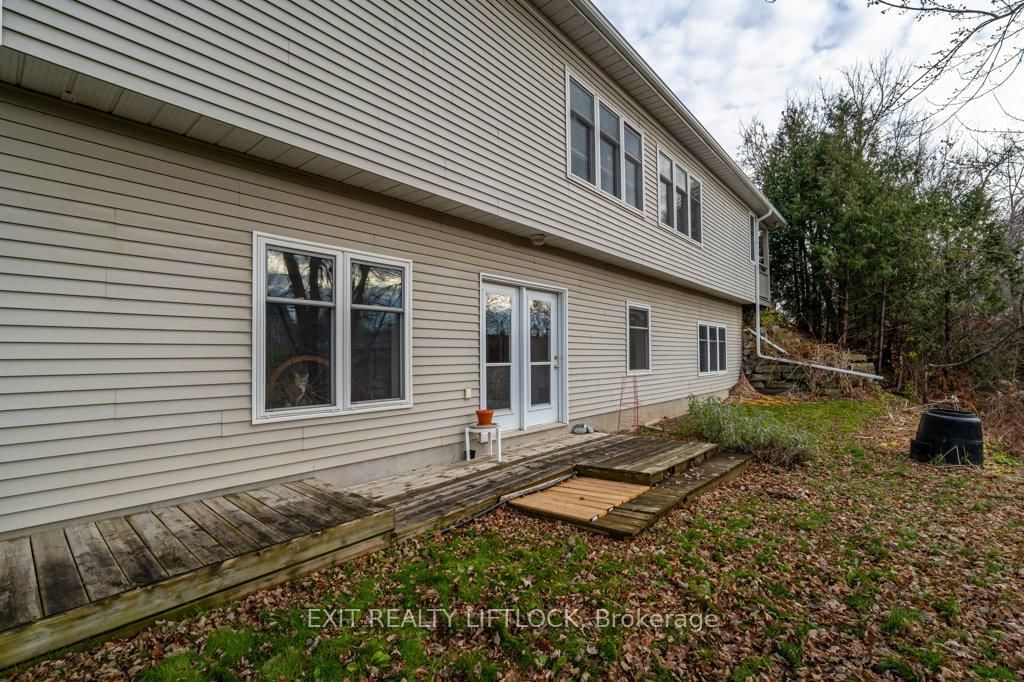 57 E King Street • Kawartha Lakes, ON photo 37