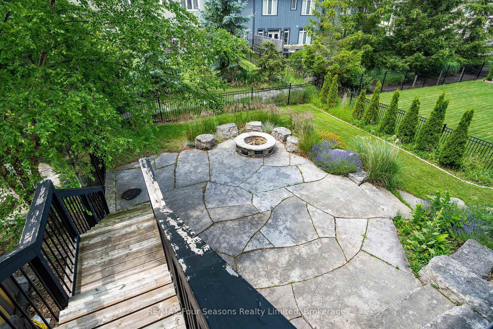 106 Venture Boulevard - Photo 11