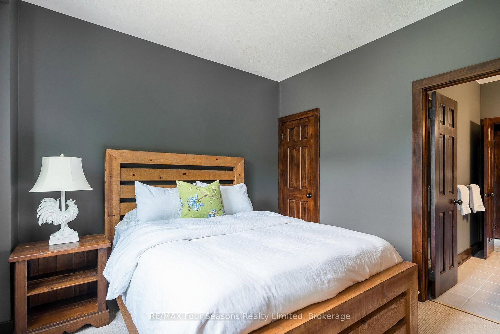 106 Venture Boulevard - Photo 24
