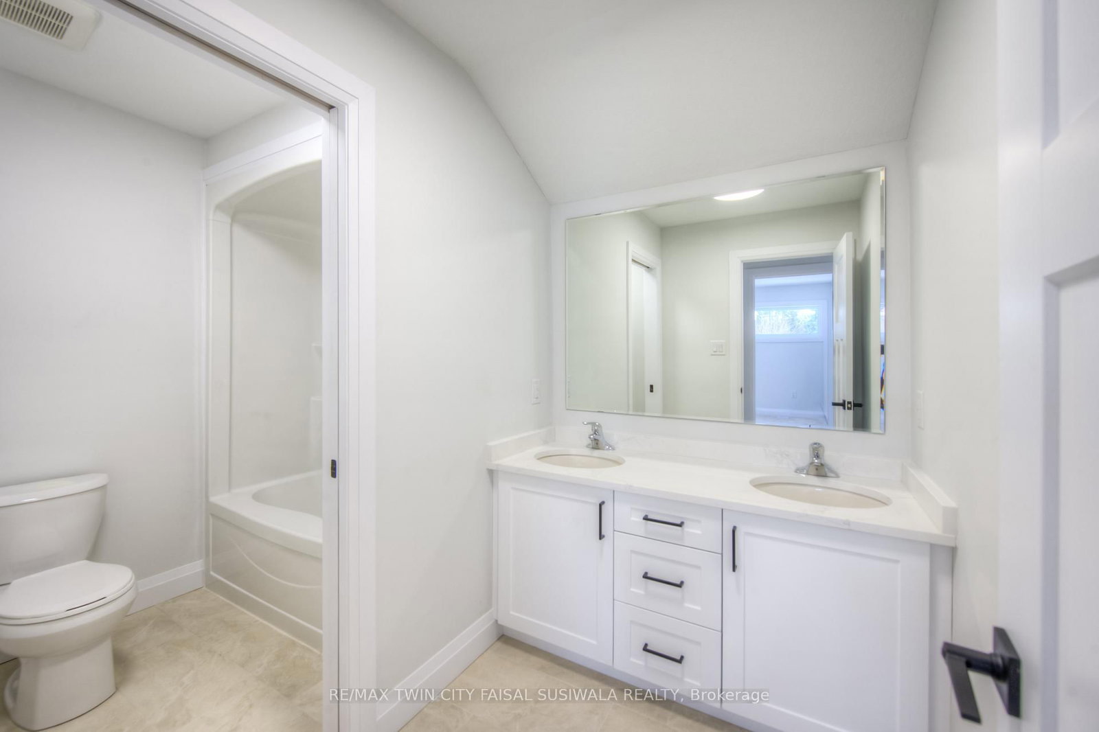 264 Blair Road • #1 • Cambridge, ON photo 15