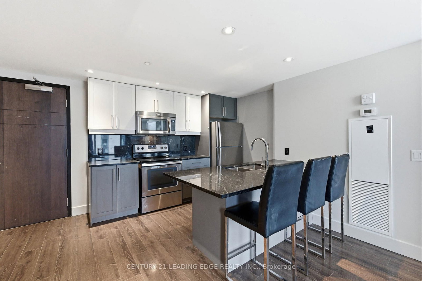 330 Phillip Street, Unit C533 - Photo 2