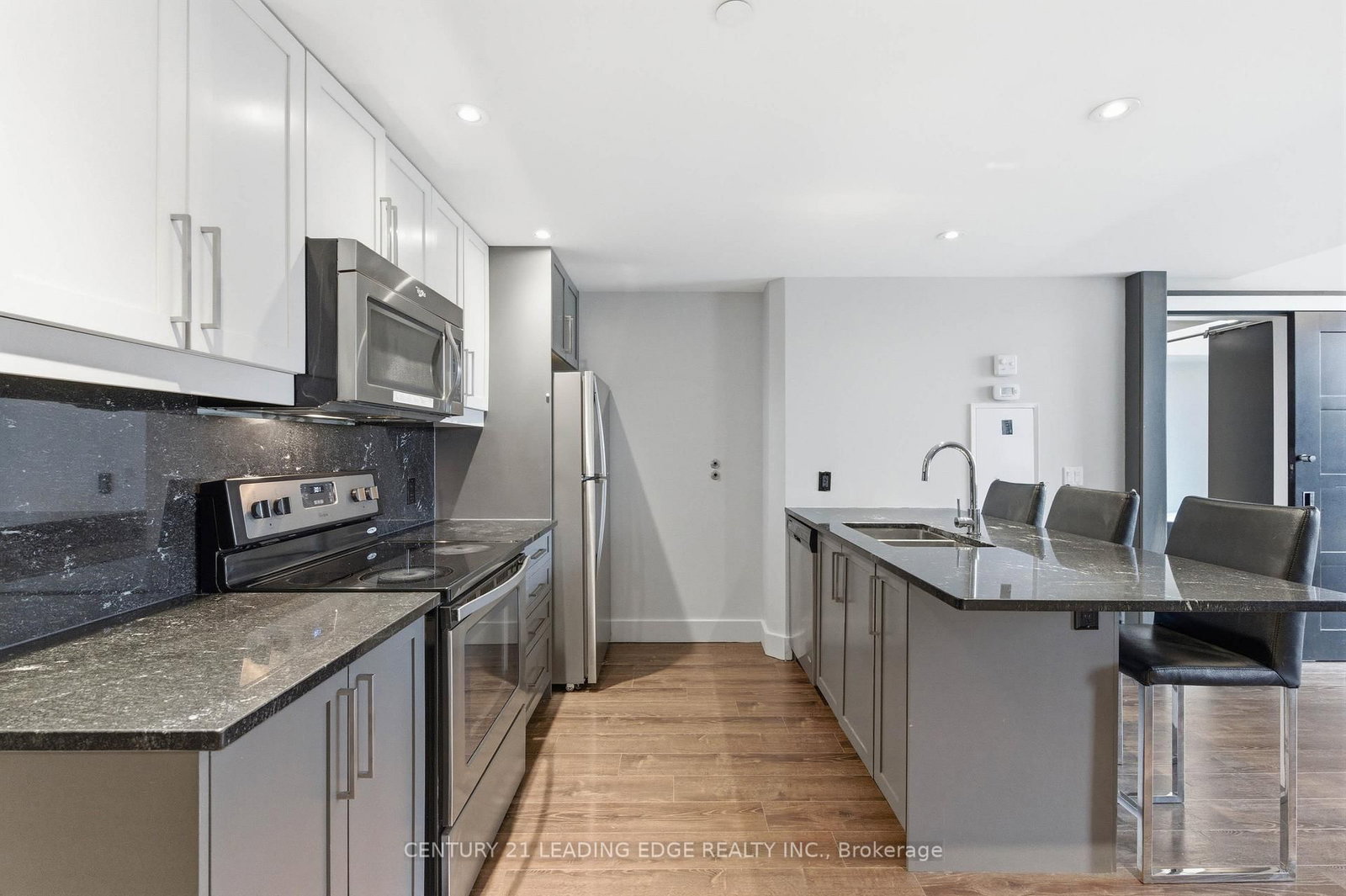 330 Phillip Street, Unit C533 - Photo 3