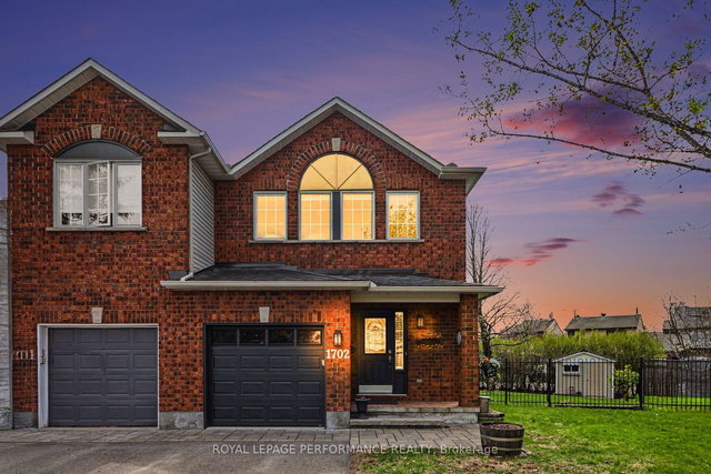 1702 Jobin Crescent