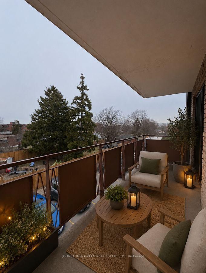 482 Mohawk Road E, Unit 308 - Photo 17