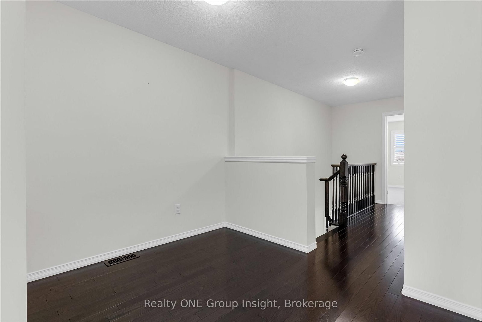 183 Penny Lane • Hamilton, ON photo 18