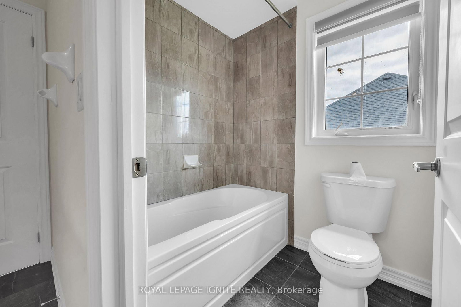 83 Summer Breeze Drive - Photo 34