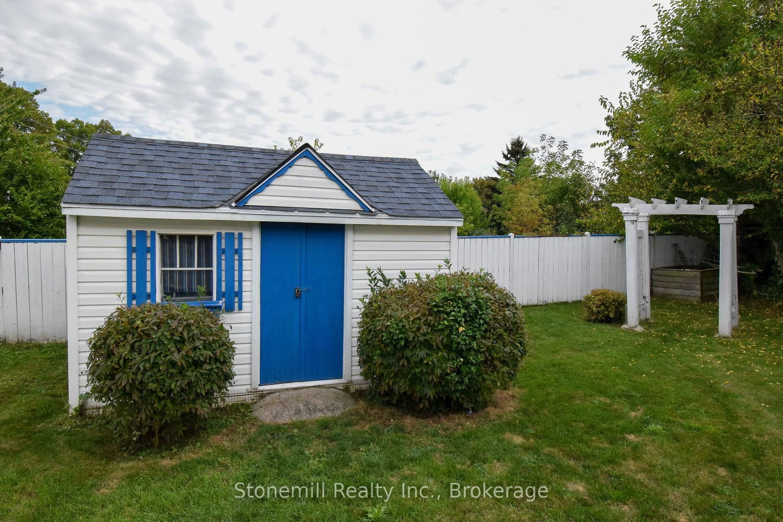 272 Carlton Street - Photo 23