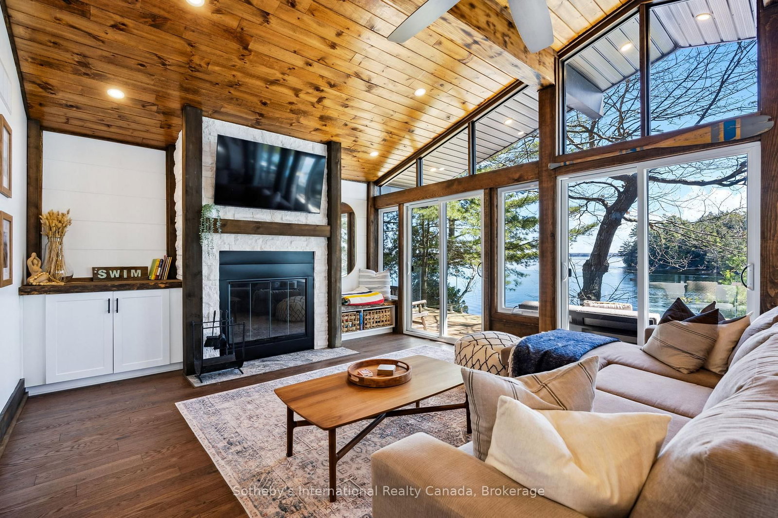 29 BEACHGROVE ISLAND 33LM • Gravenhurst, ON photo 16