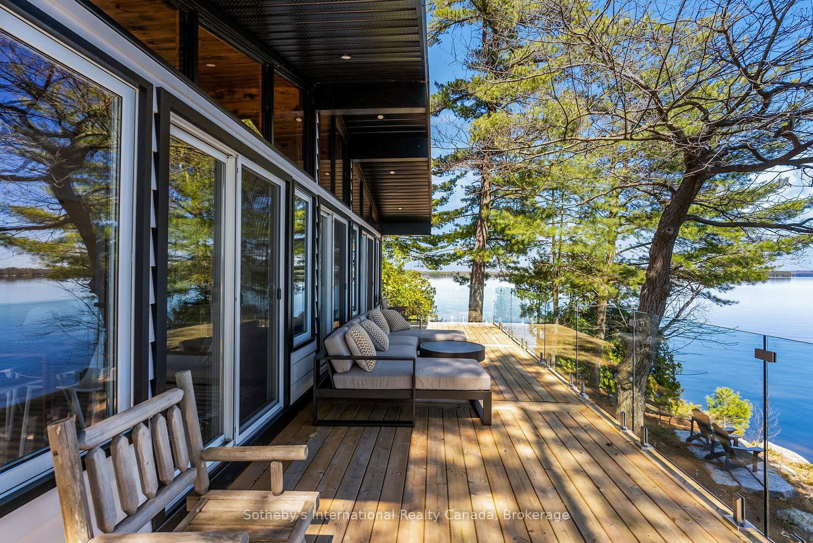 29 BEACHGROVE ISLAND 33LM • Gravenhurst, ON photo 28
