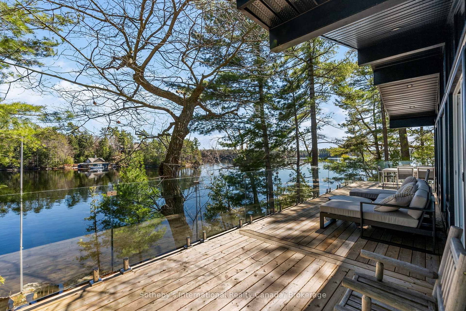29 BEACHGROVE ISLAND 33LM • Gravenhurst, ON photo 31