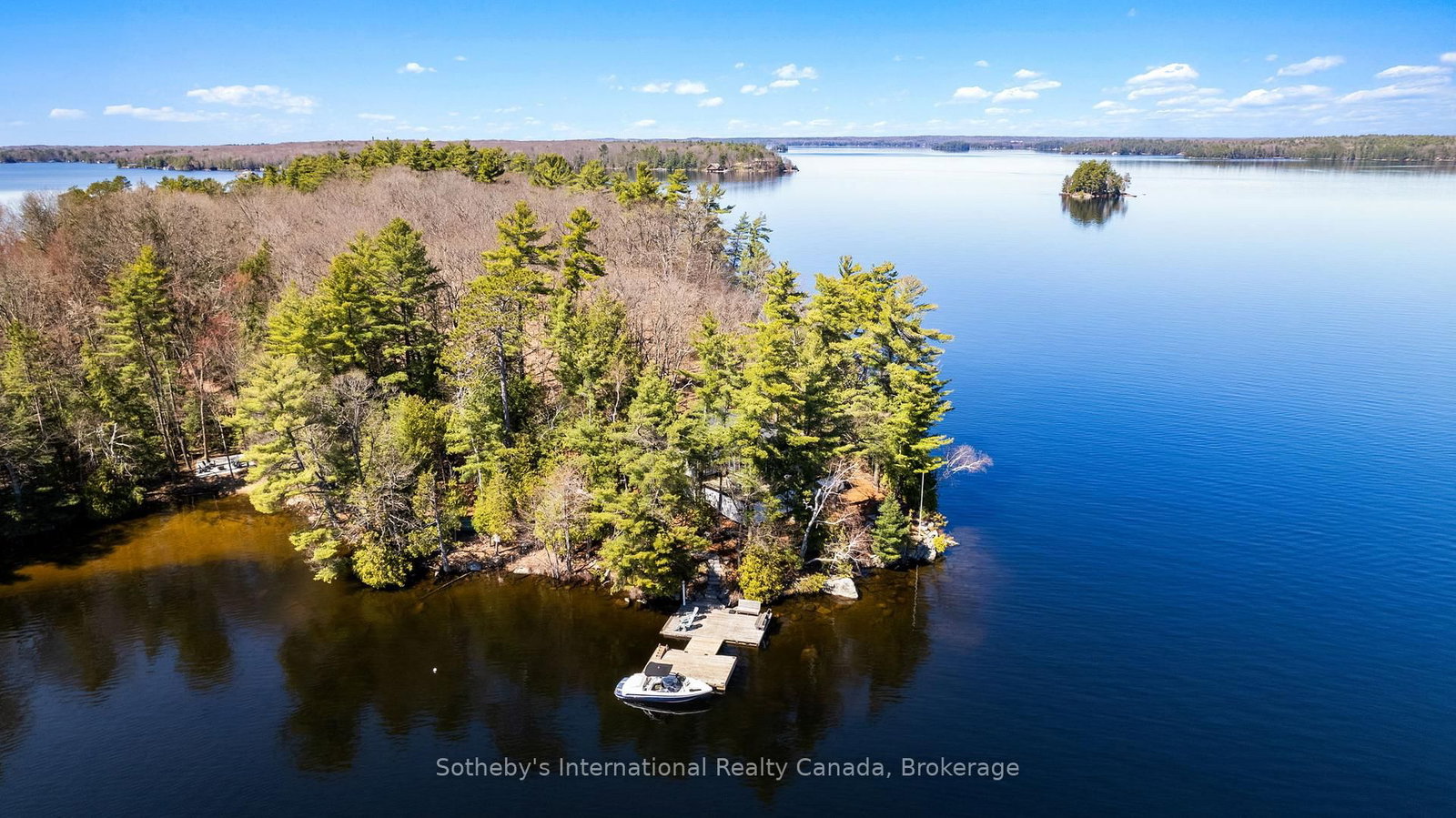 29 BEACHGROVE ISLAND 33LM • Gravenhurst, ON photo 34