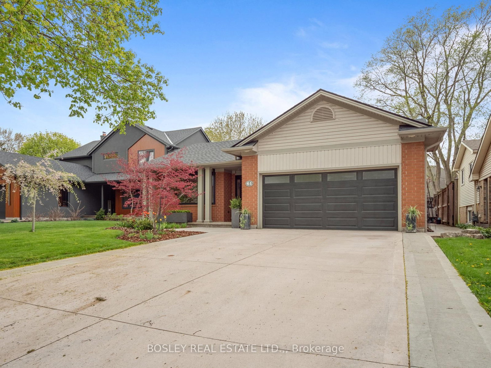 Detached House for sale at 61 October Drive, St. Catharines, Ontario, L2N 6J4 - Lakeshore - MLS: X13117148