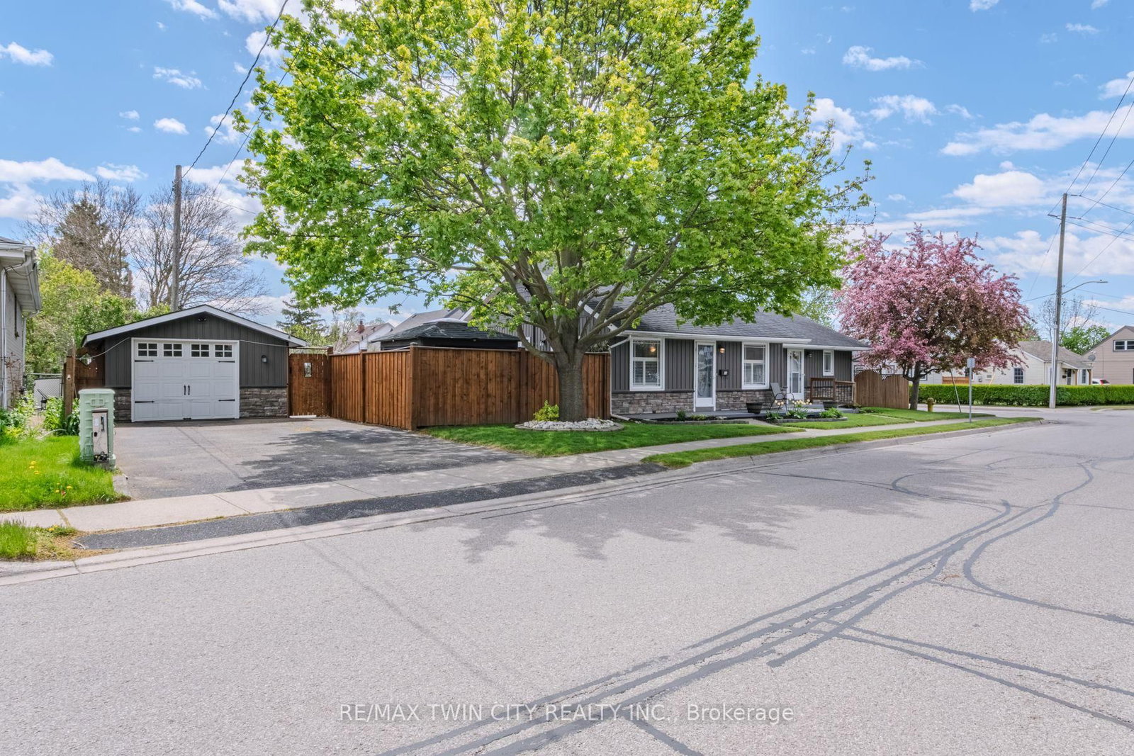 36 Crandell Avenue - Photo 3