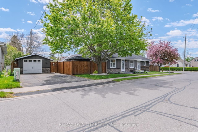 36 Crandell Avenue