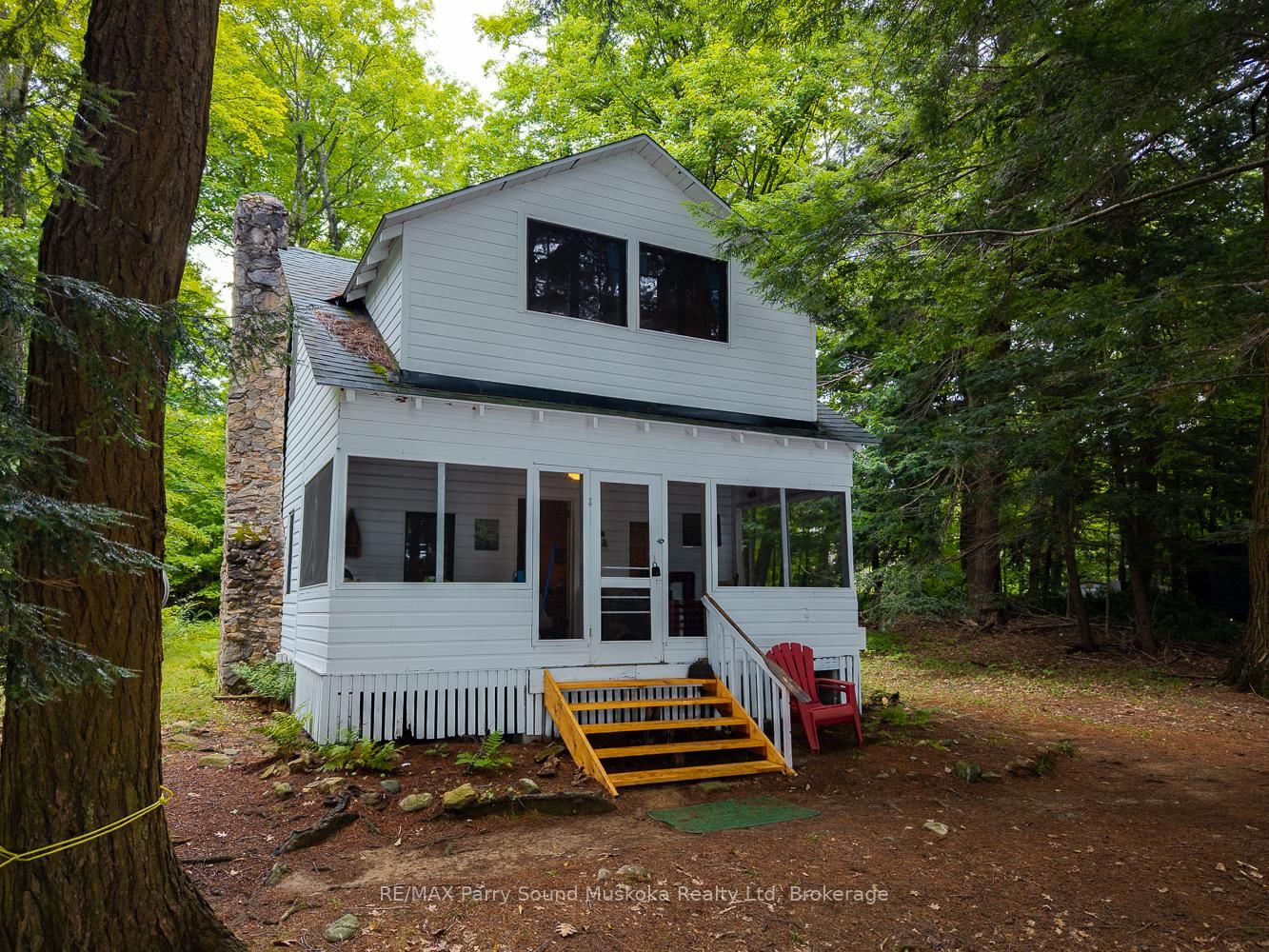897 172 WA Horseshoe Lake • Seguin, ON photo 1