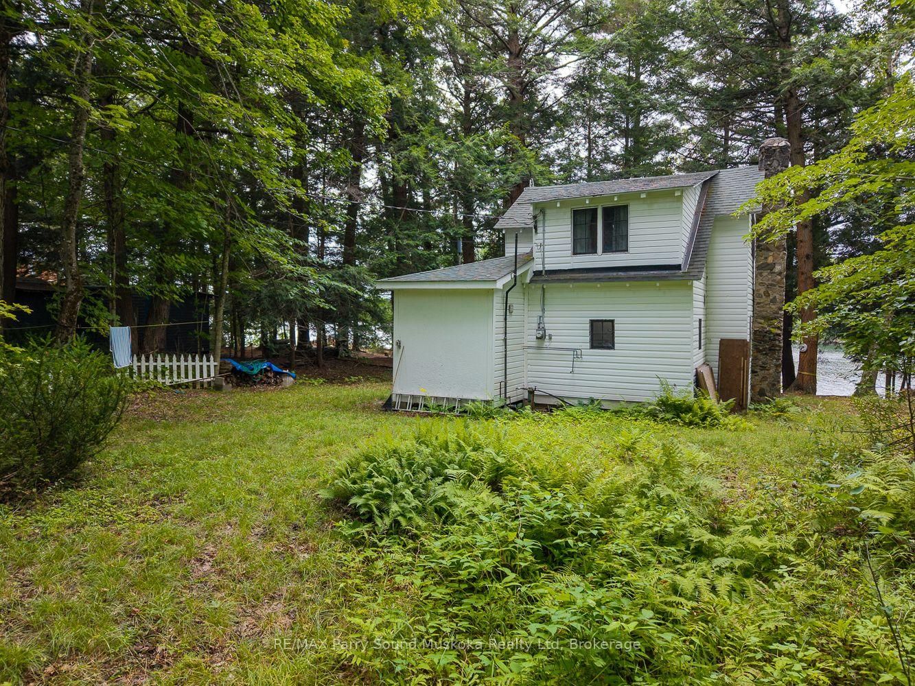 897 172 WA Horseshoe Lake • Seguin, ON photo 15