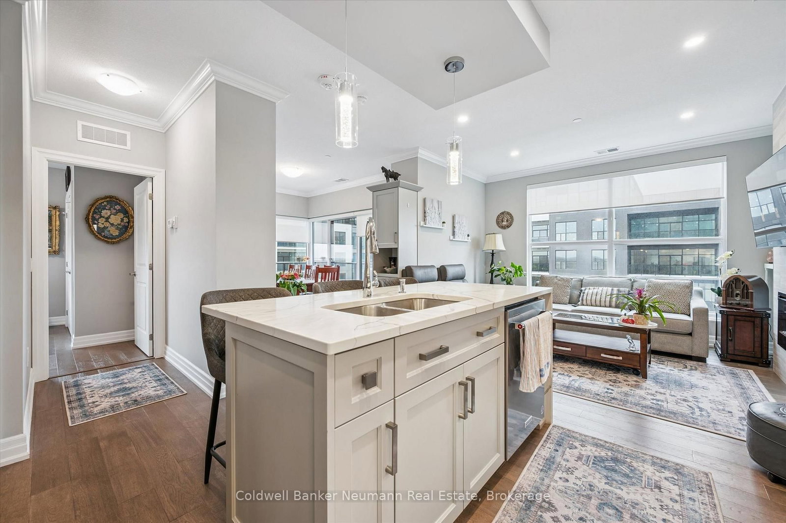 1880 Gordon Street S, Unit 612 - Photo 5
