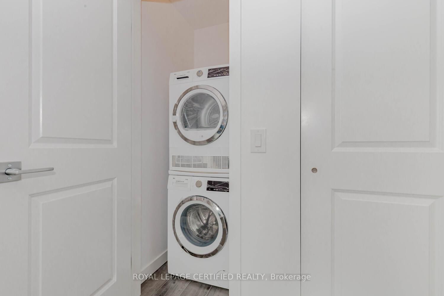 7549 Kalar Road, Unit 109 - Photo 32