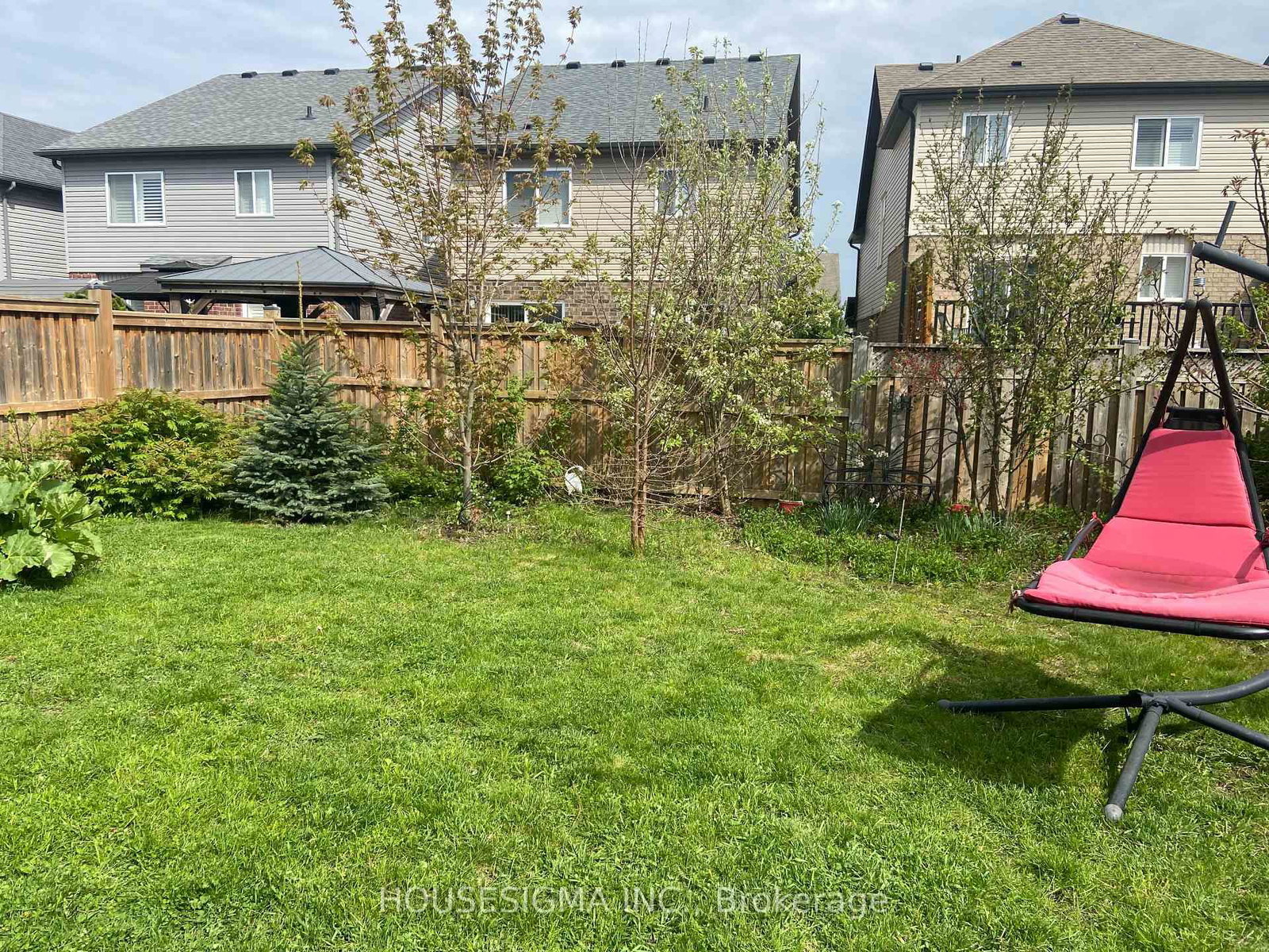 348 Freure Drive W • Cambridge, ON photo 4