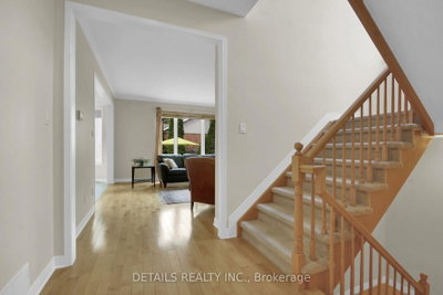 7 Stonecroft Terrace • Kanata, ON photo 4