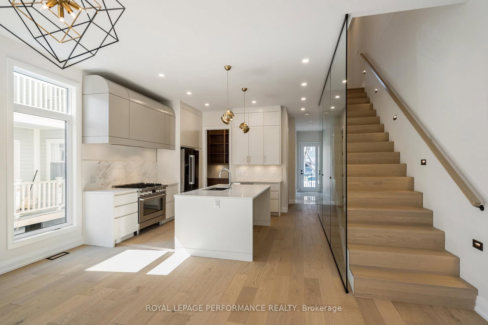 31 Commanda Way - Photo 4