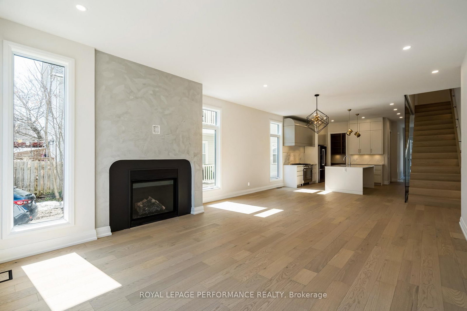 31 Commanda Way - Photo 8