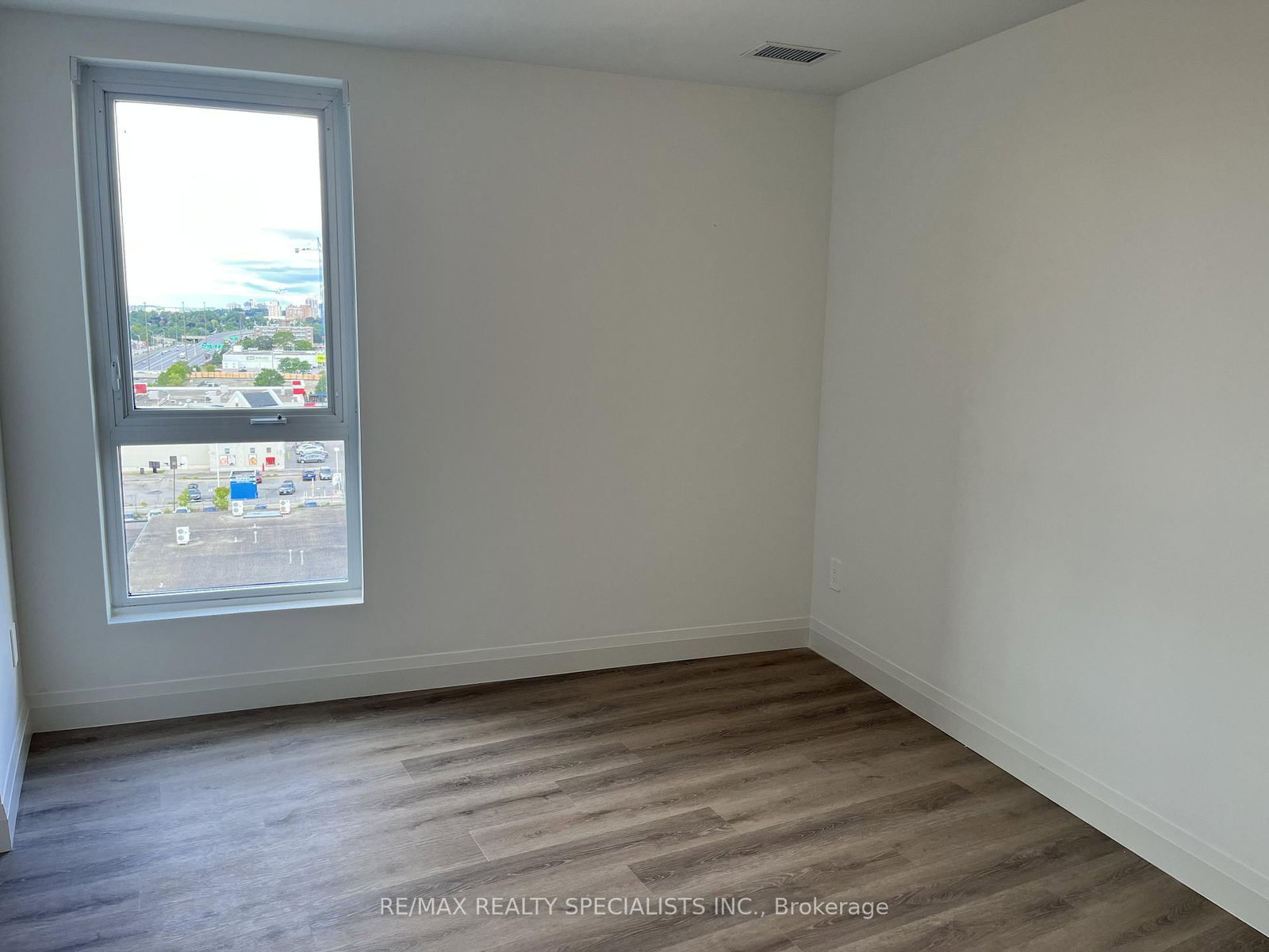 1333 Weber Street E, Unit 808 - Photo 22