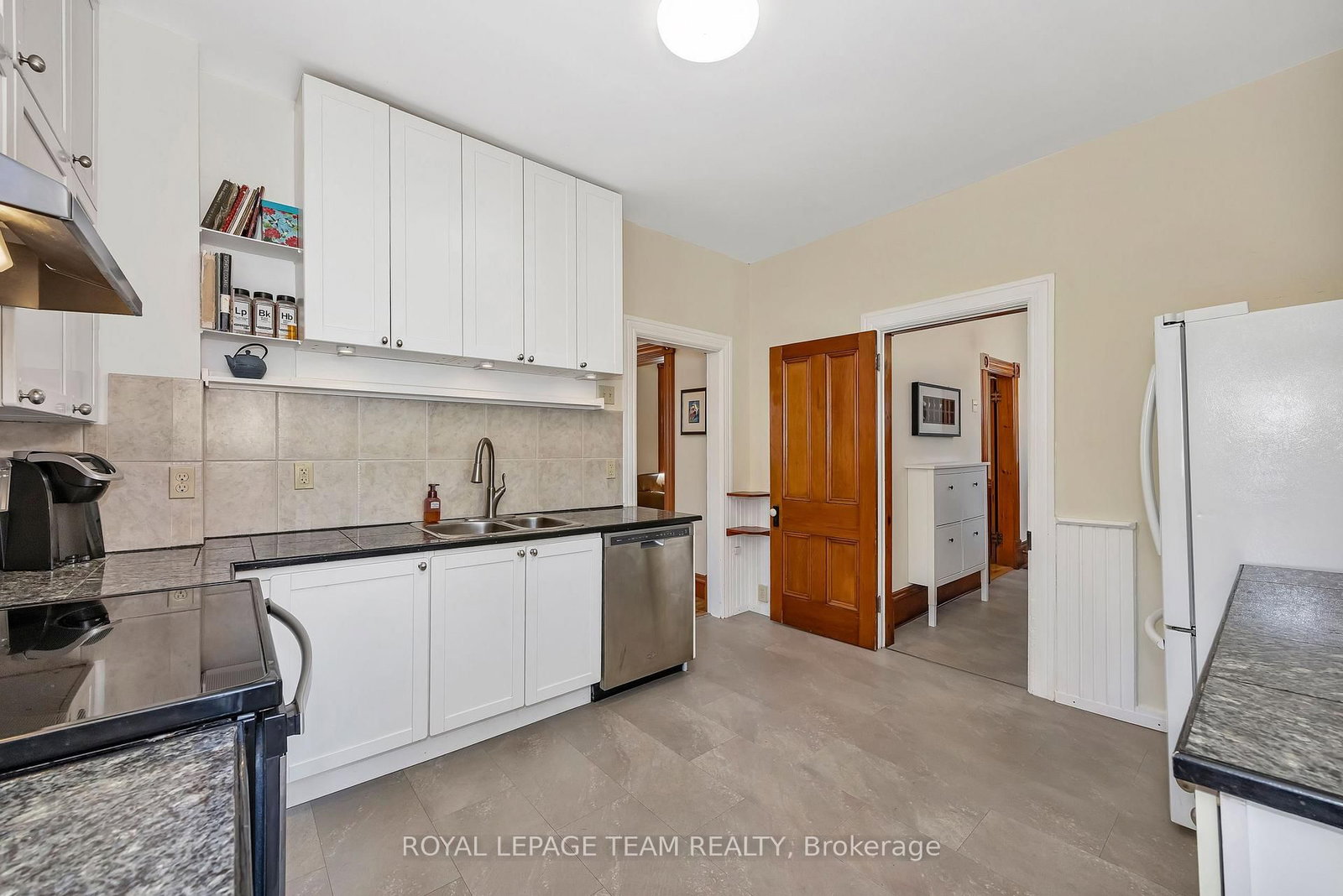 23 George Street N - Photo 11
