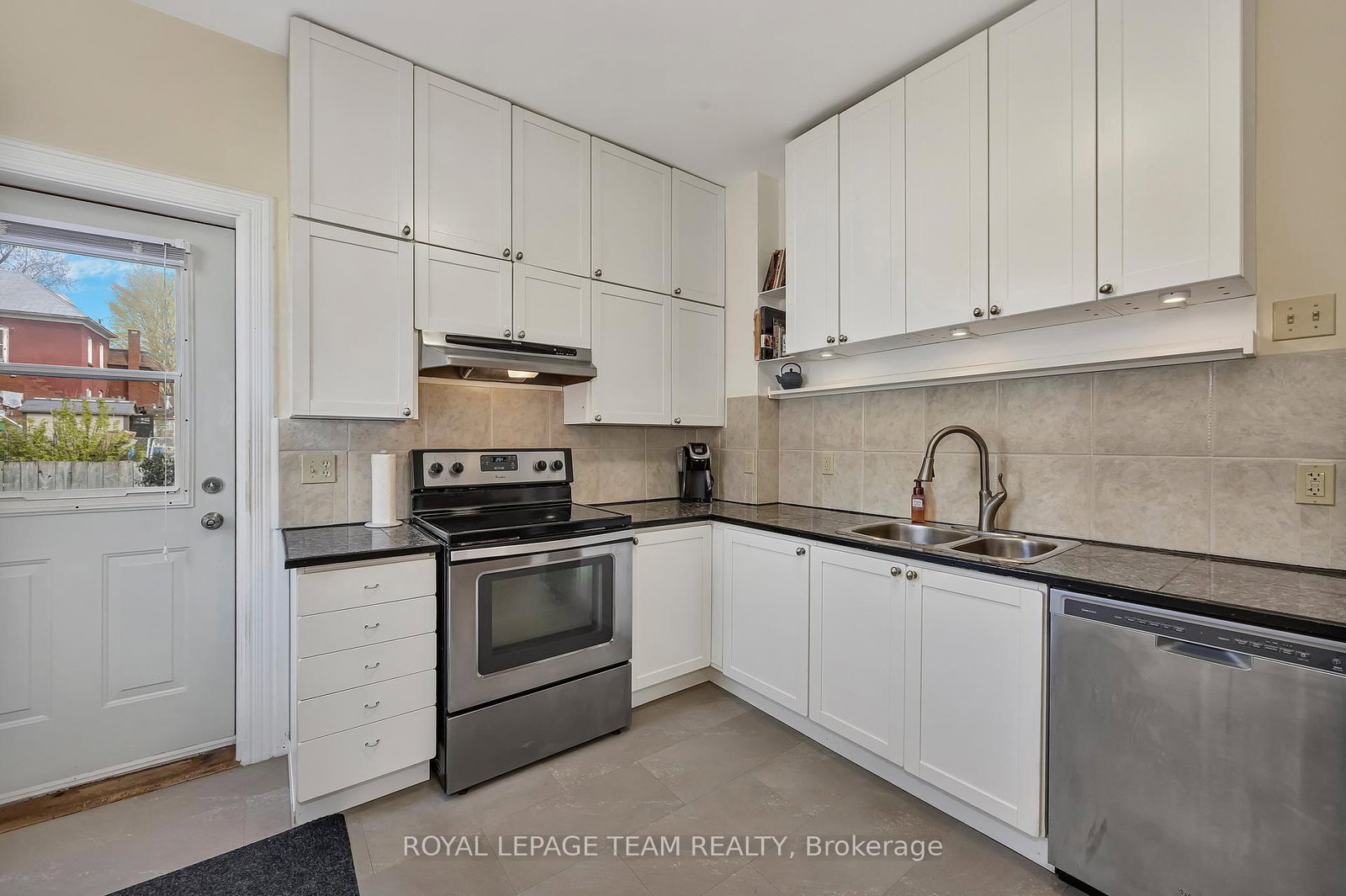 23 George Street N - Photo 12