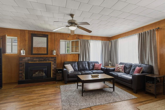 18 Quabbin Road