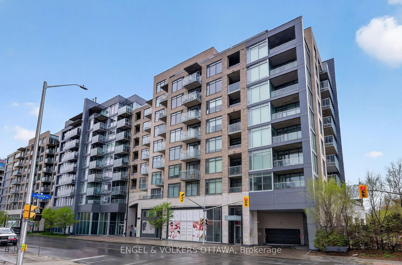 108 RICHMOND Road, Unit 507