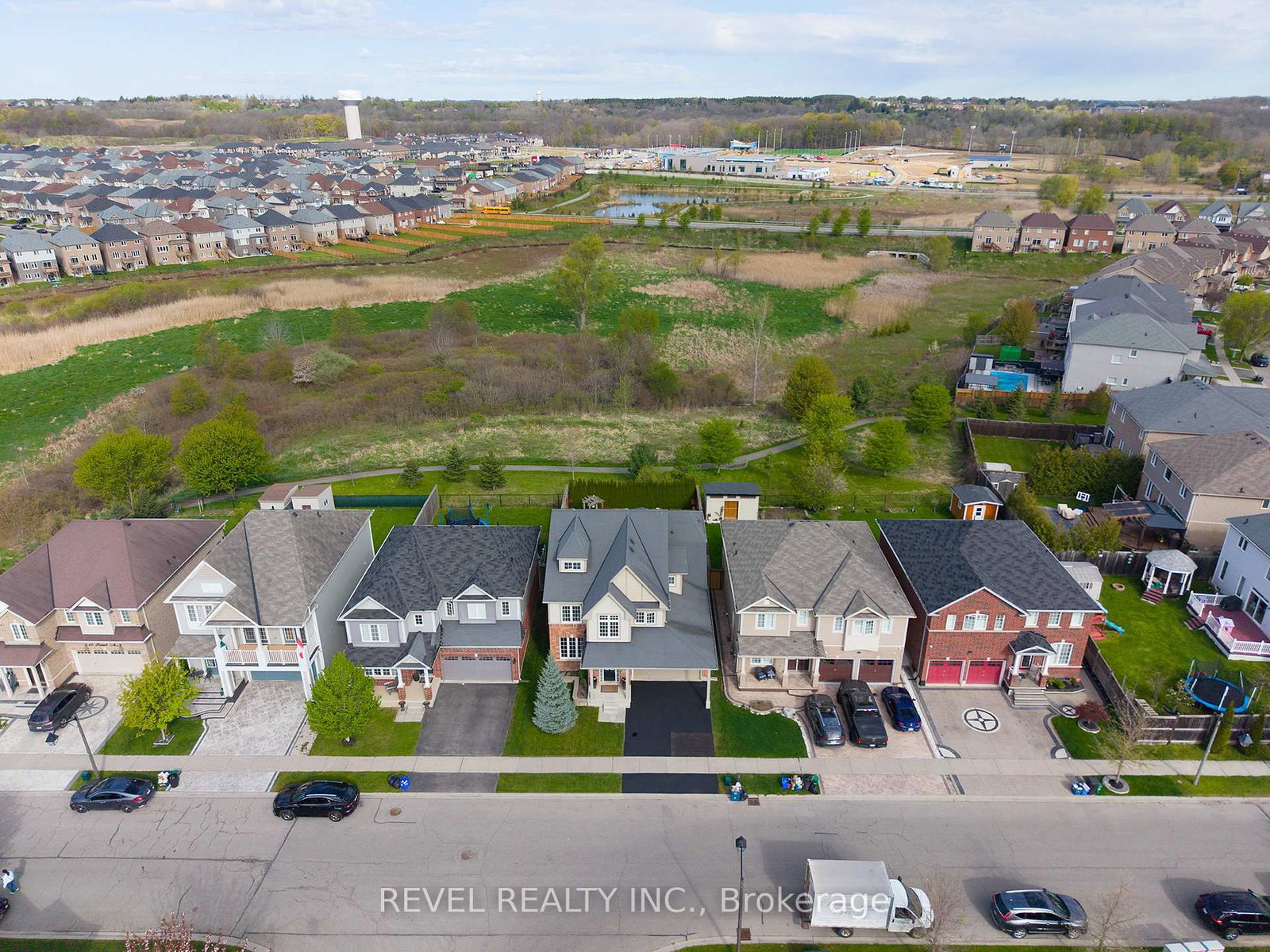 10 Bisset Avenue - Photo 49