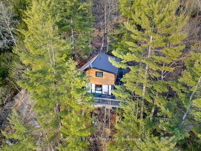 1033 Bayview Point Road — photo 5