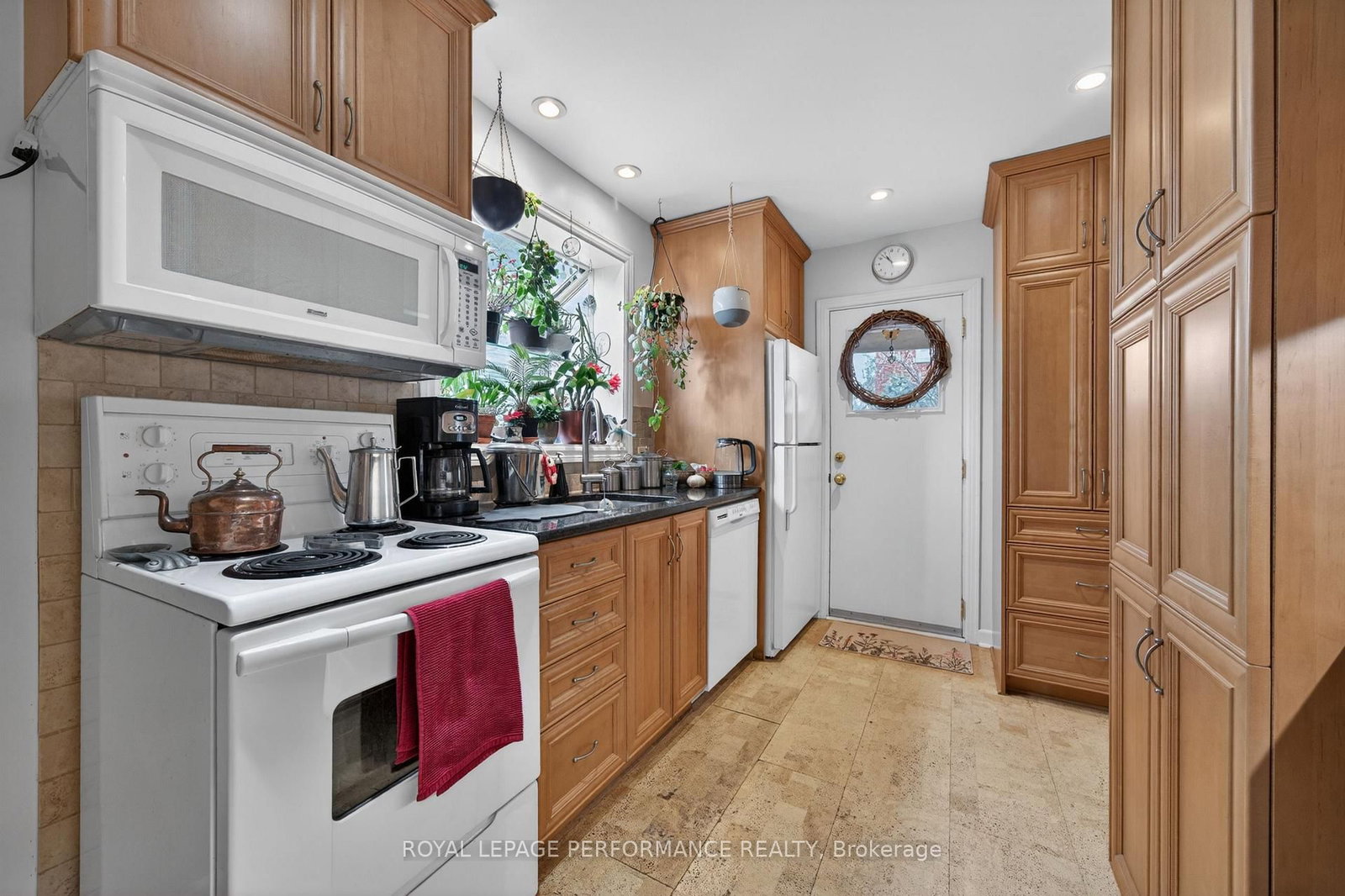 176 Compton Avenue - Photo 18