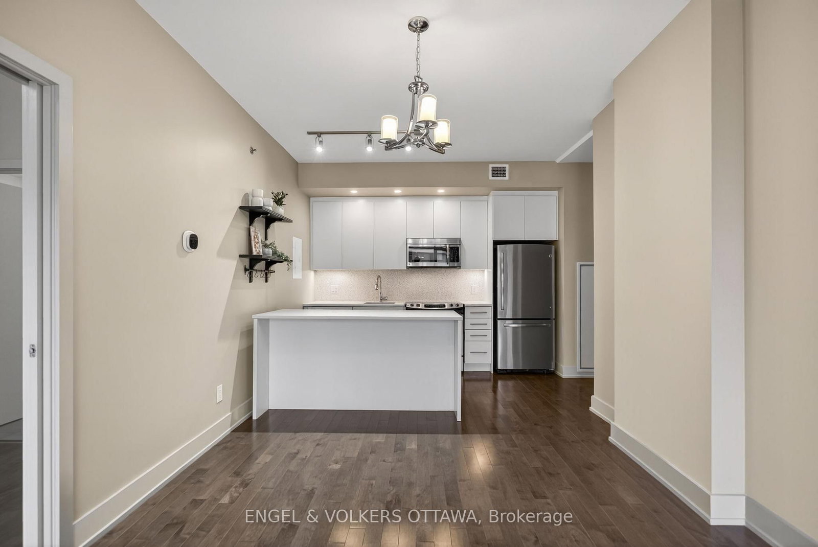 108 Richmond Road, Unit 507 - Photo 11