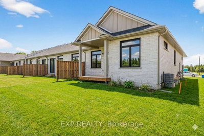 20 Dearing Drive • South Huron, ON photo 2
