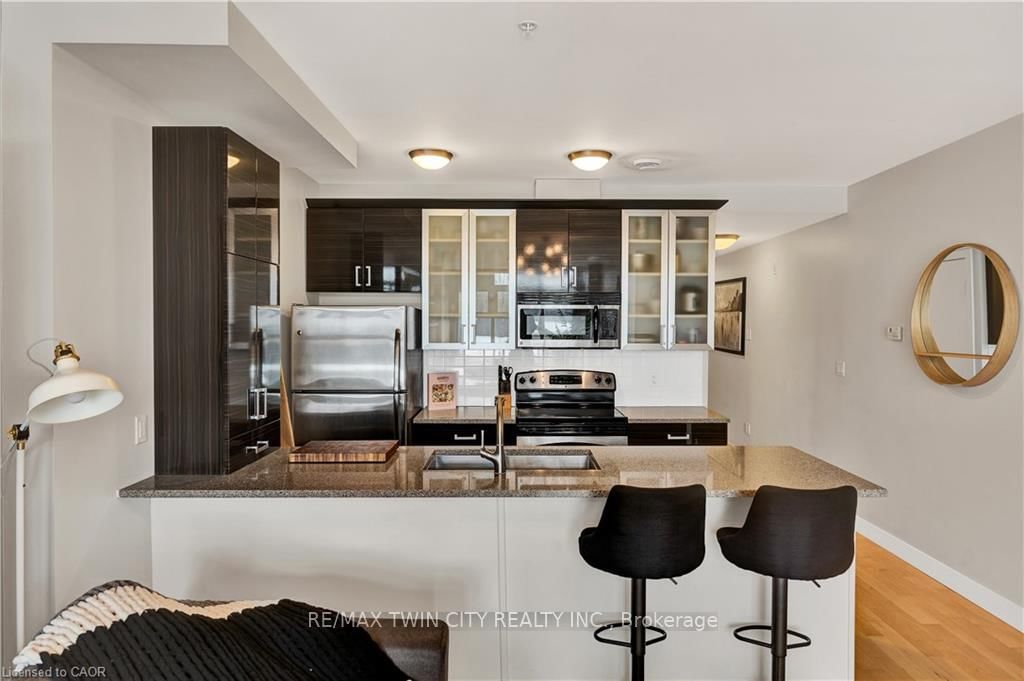 188 King Street S, Unit 310 - Photo 4