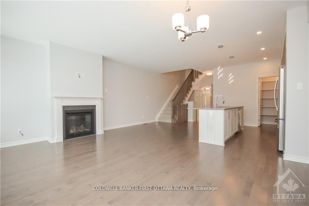 144 ANGELONIA Crescent - Photo 10