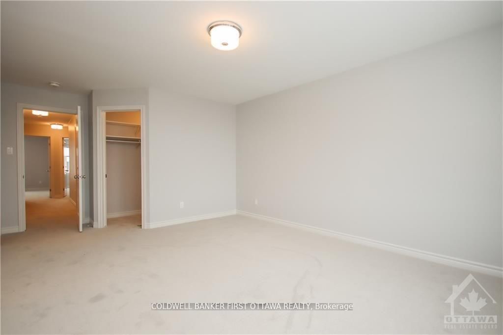 144 ANGELONIA Crescent - Photo 14