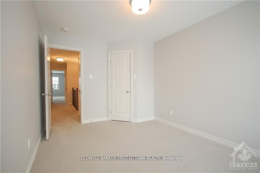 144 ANGELONIA Crescent - Photo 21