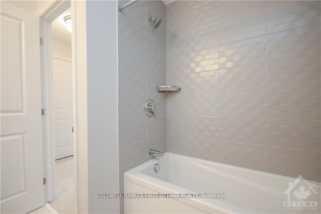 144 ANGELONIA Crescent - Photo 23