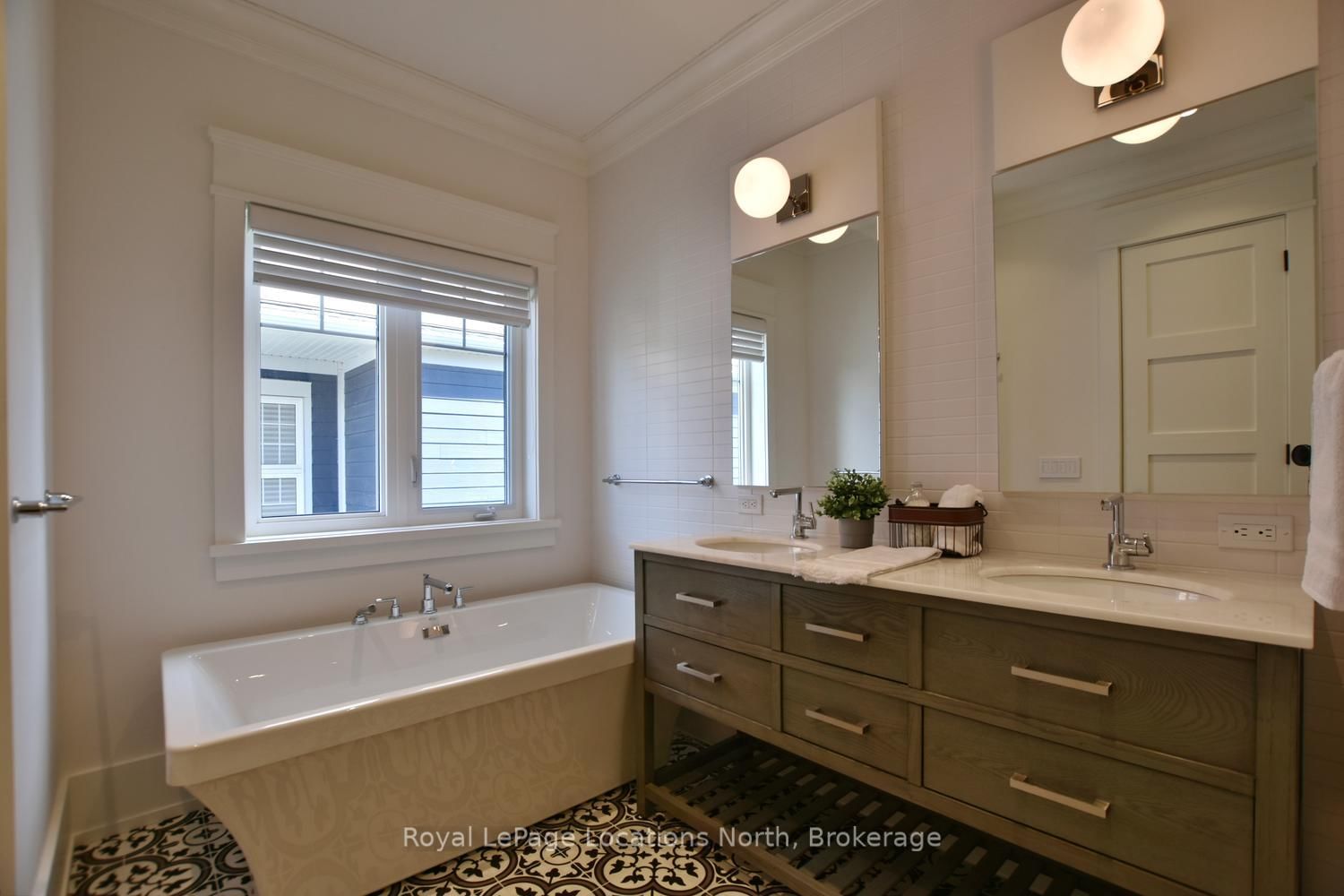 277 JOZO WEIDER Boulevard, Unit 902 - Photo 27