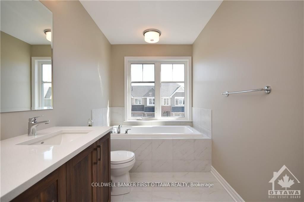 183 ANGELONIA Crescent - Photo 16