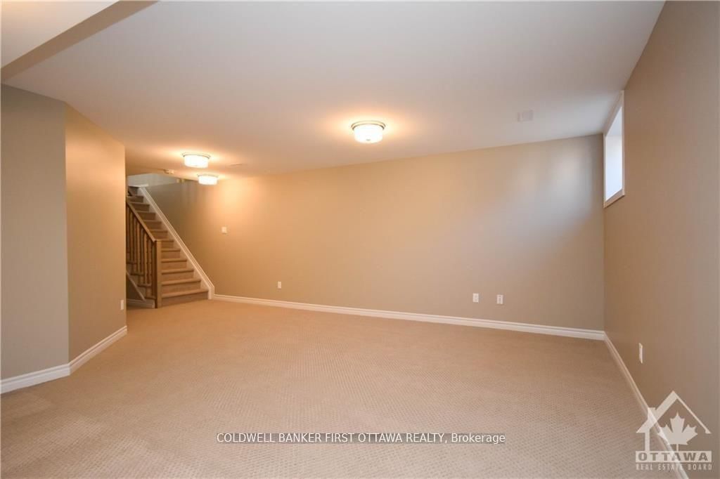 183 ANGELONIA Crescent - Photo 27
