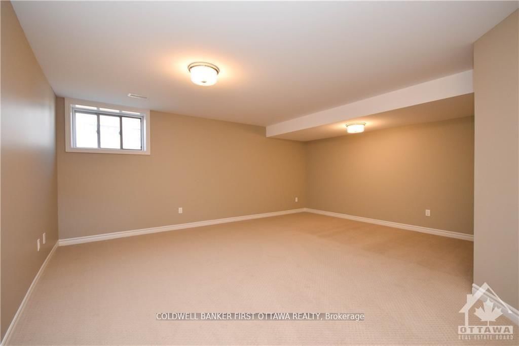 183 ANGELONIA Crescent - Photo 28
