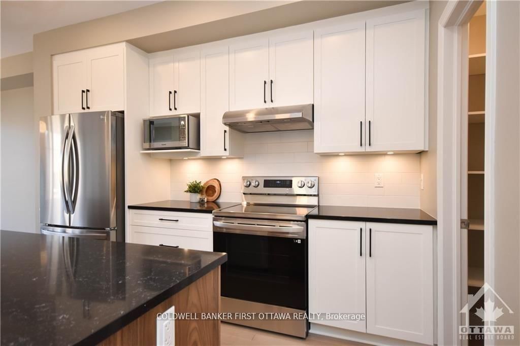 183 ANGELONIA Crescent - Photo 7