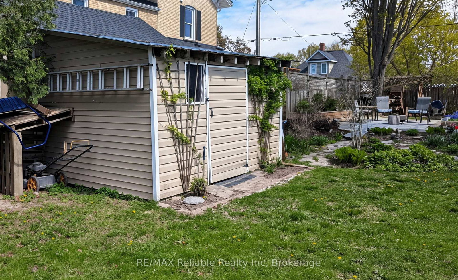 32 W Rattenbury Street • Central Huron, ON photo 41